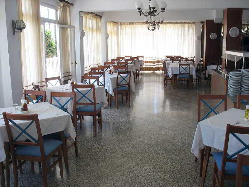 Hotel Goya Cala Millor  Exteriör bild