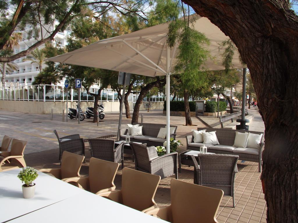Hotel Goya Cala Millor  Exteriör bild